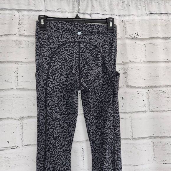 Athleta Women's Black & Gray Ultimate Stash Pocket Textured 7/8 Leggings Size S - Picture 6 of 13